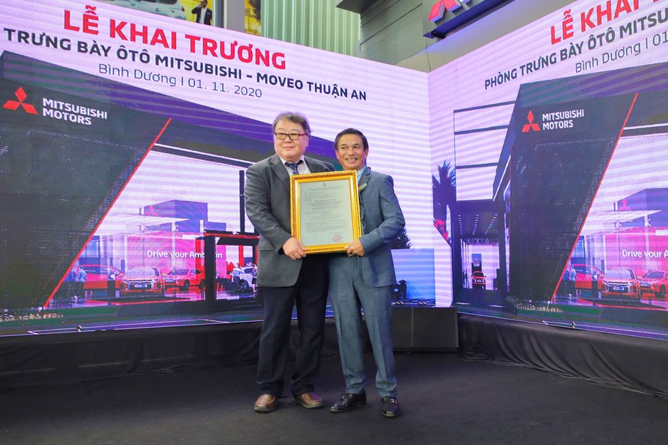 Khai trương đại lý 3s, showroom trưng bày xe mitsubishi Thuận An Bình Dương